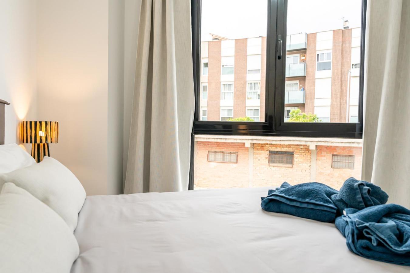 Modern Wave Escape Apartment With Private Parking And Rooftop Pool By Namaste Elite Torremolinos Kültér fotó